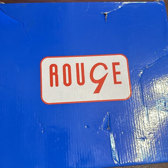 Rouge boots - Picture 2 of 5